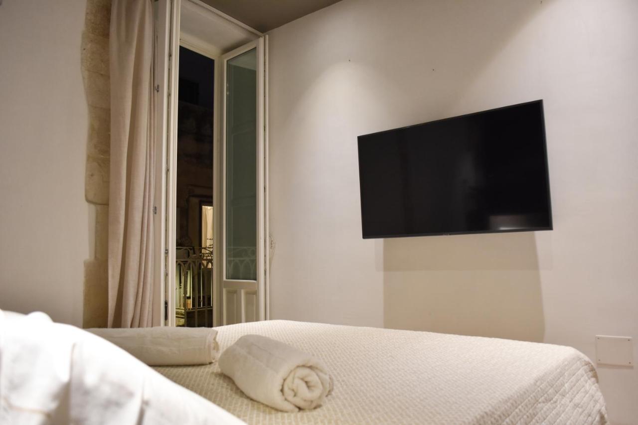 Balcony In Giudecca By Ortigia Apartments Syracuse Ngoại thất bức ảnh