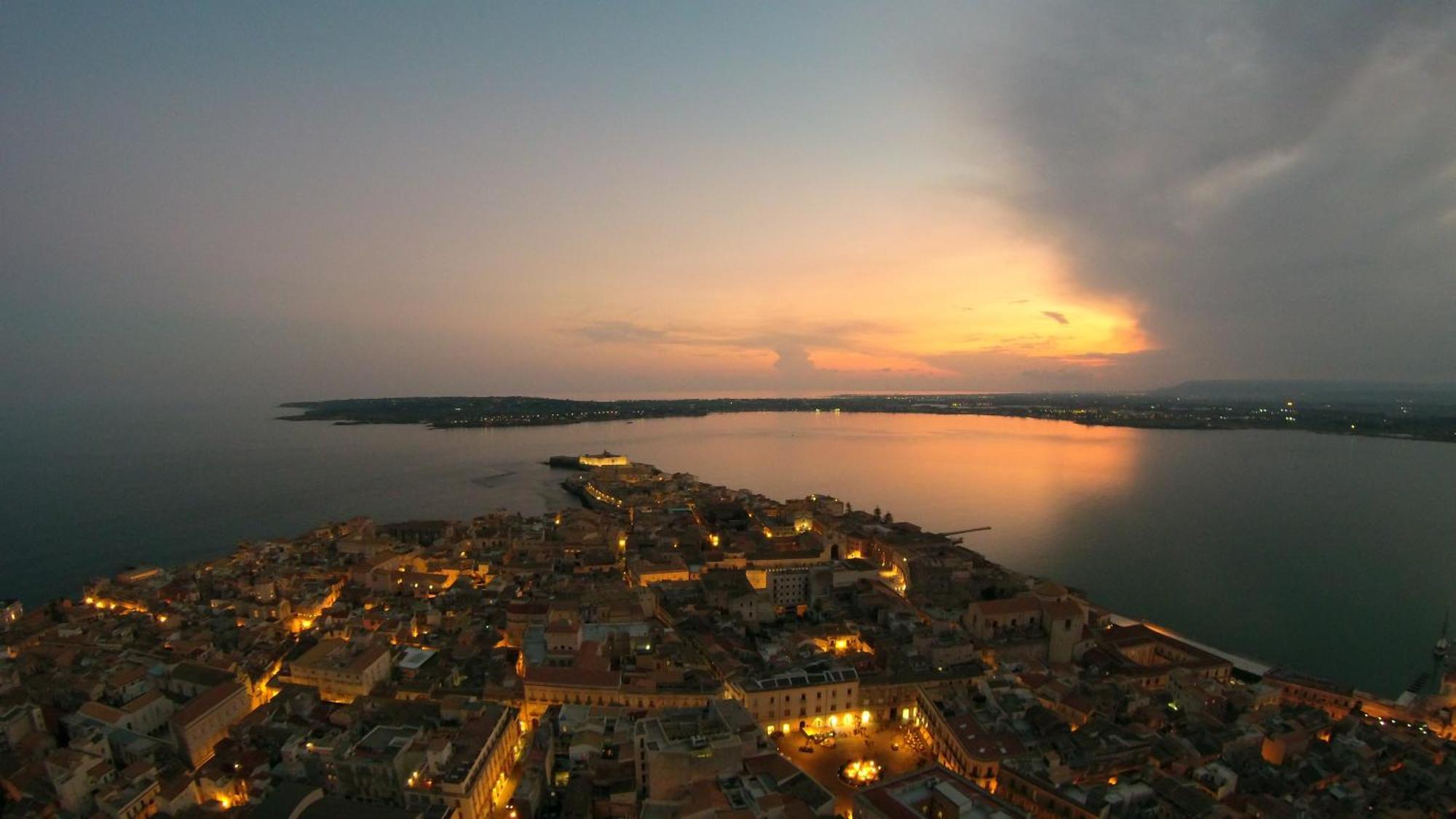 Balcony In Giudecca By Ortigia Apartments Syracuse Ngoại thất bức ảnh